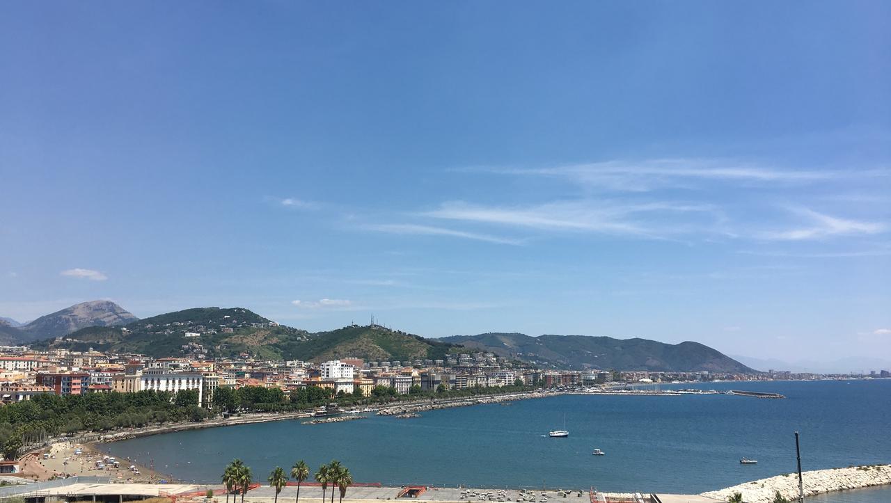 B&B Katerine Salerno Luaran gambar