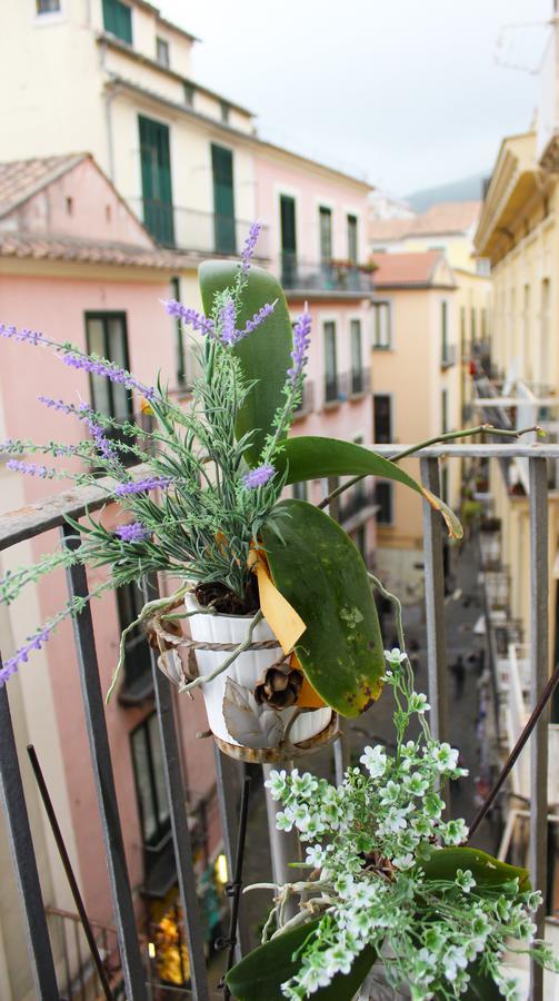 B&B Katerine Salerno Luaran gambar